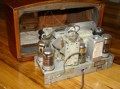 1200px-Philco_radio_model_PT44_chassis_back